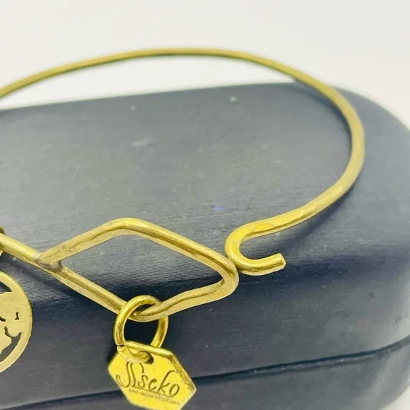 Sseko Vintage Brass and Black Charm Bracelet. Globe, Eye, and Druzy Teardrop - Picture 6 of 8